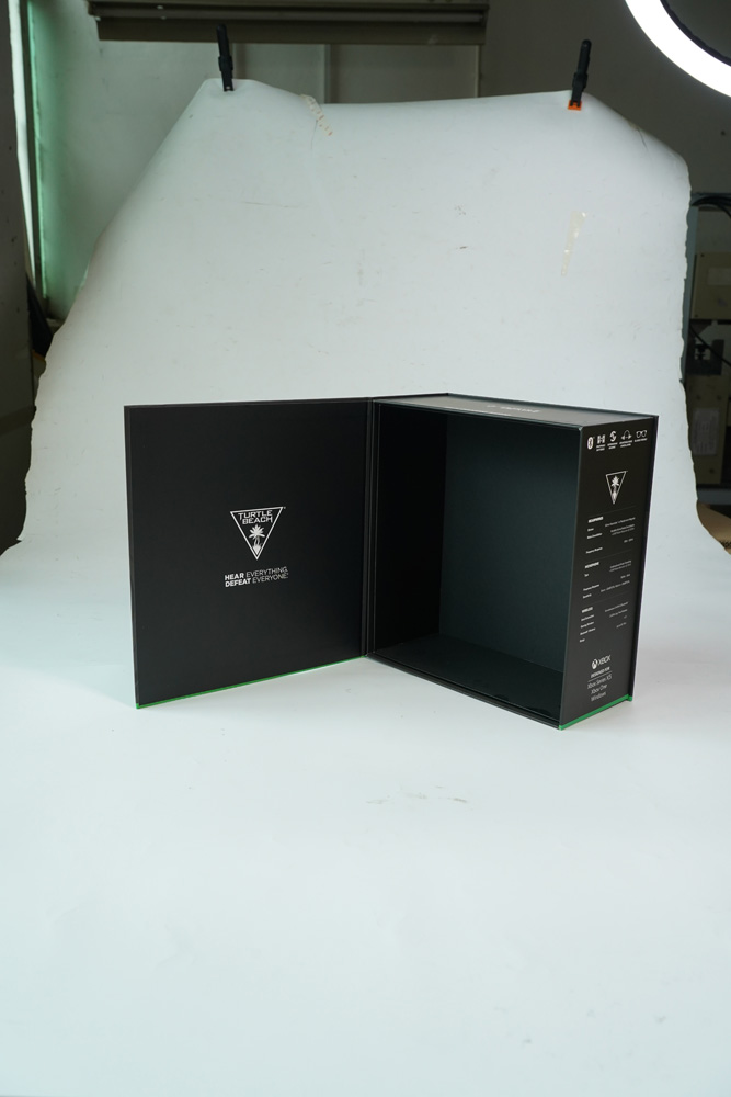 精品黑色耳机盒